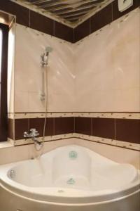 Морская Бухта - 132