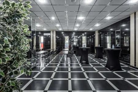Forum Plaza - 28