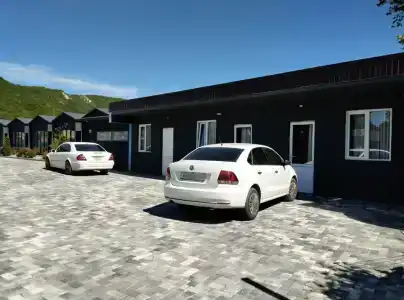 Grey House - 40