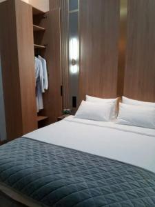 Rixotel - 48