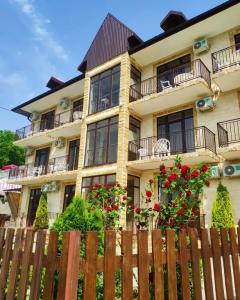 Маленькая Италия - 0