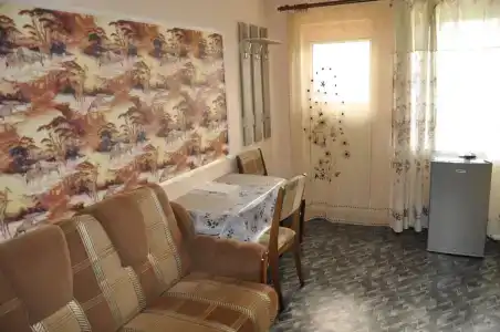 Зеленый Дворик - 14