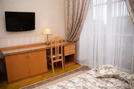 Интурист - 20