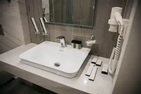 Династия - 64