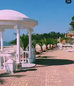 Леона - 2