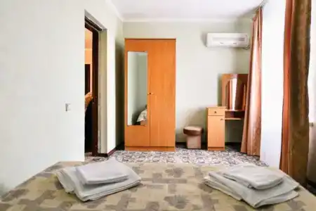 Нимфей - 32