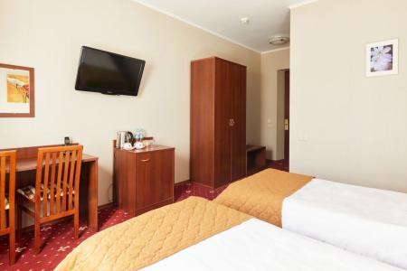 Центральная - 104