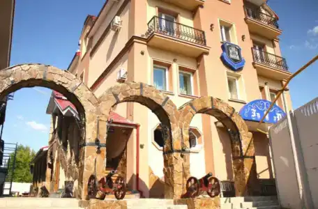 Гостиный двор - 3