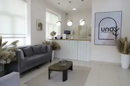 Uno - 1