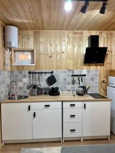 Alan Cottage - 31
