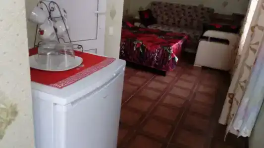 Гостевой дом на Средней, 4 - 12
