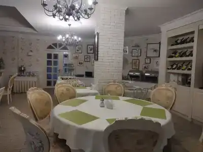 Plaza - 11