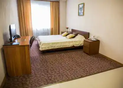 & Хостел Клевер - 3