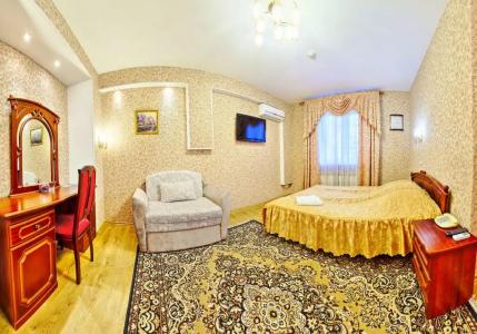 Славия - 3
