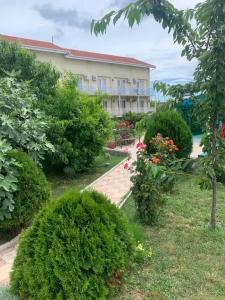 Заозёрный - 12