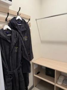 Home Sharing - 5