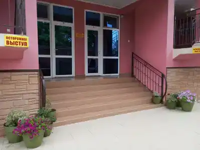 Розовый дом - 1