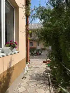 Клубная - 1