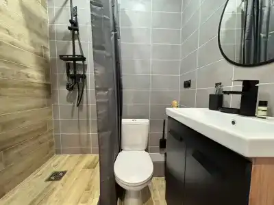 THouse - 4