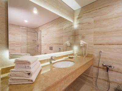 Премьер - 112