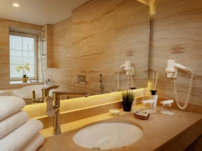 Премьер - 119