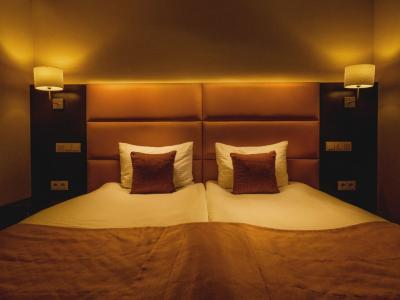 Премьер - 115