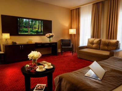 Премьер - 134