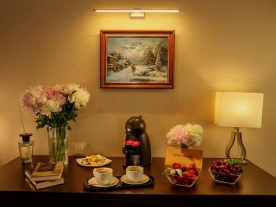 Премьер - 136