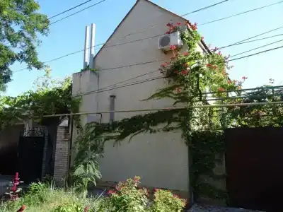 Гостевой дом на 60-летия Октября 12 - 1