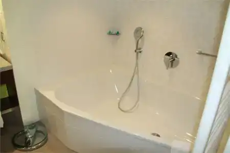 Амбассадор - 32