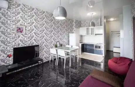 "Грин Хоум" - 6