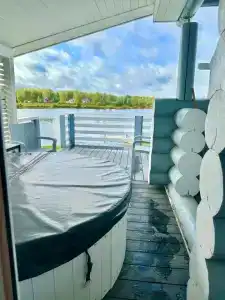 Любимый Уголок - 100