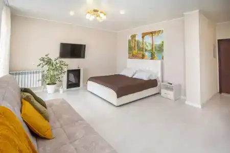 "Грин Хоум" - 33