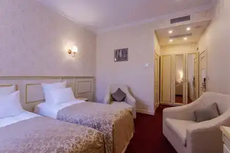 Голден Плаза - 14