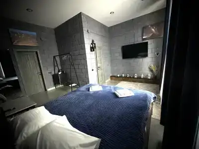 Loft - 14
