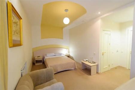 Олимпия - 100