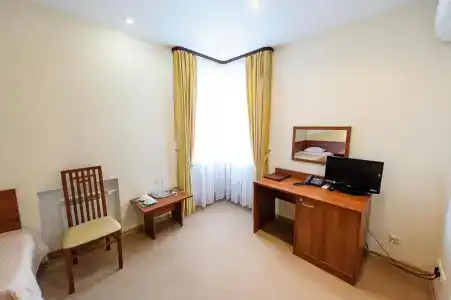 Олимпия - 104