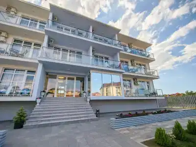 Мирамар - 1