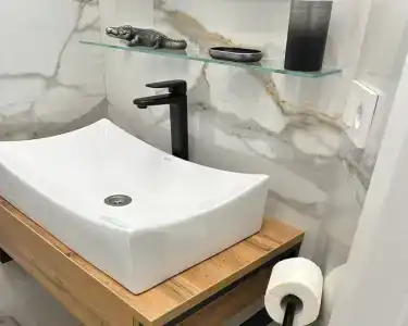 V2 - 43