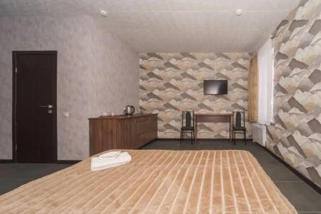 D-Hotel - 28