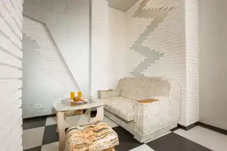 Art House - 87