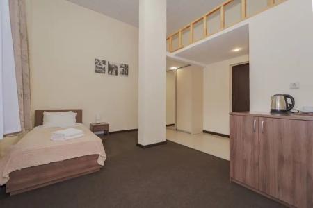 D-Hotel - 43