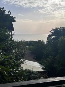 uest house - 27