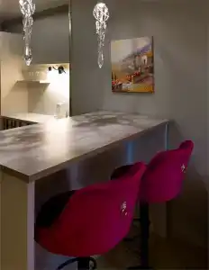 на Манежном - 82