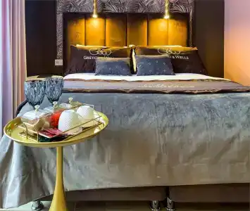 на Манежном - 101