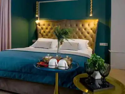 на Манежном - 107