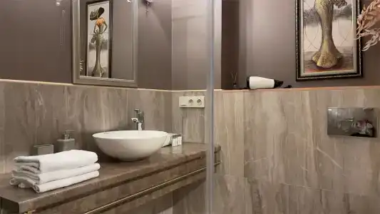 на Манежном - 111