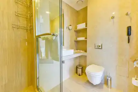 Reston & Spa - 55