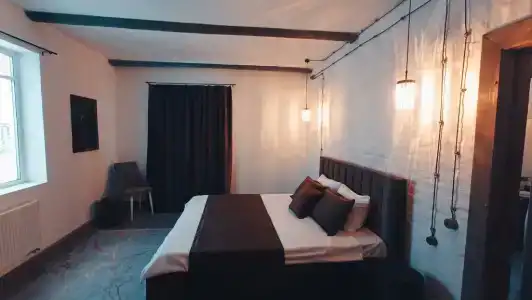 Суворова 26 - 103