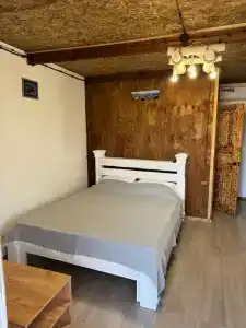 Дом с флагом - 13
